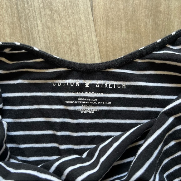 American Eagle Outfitters Crop Top S - Picture 4 of 4